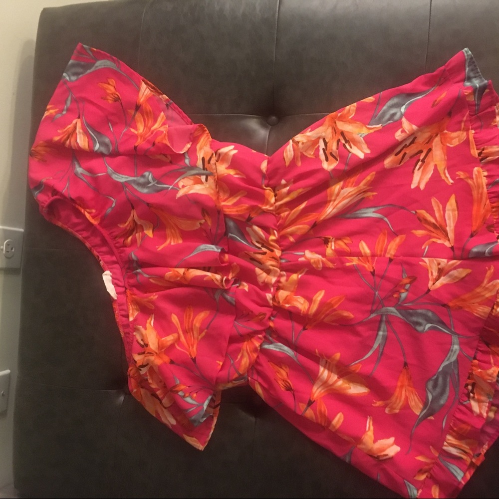 Pink lily romper size large